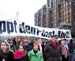Widerstand gegen den Palast-Abriss; Foto: Axel Hildebrandt